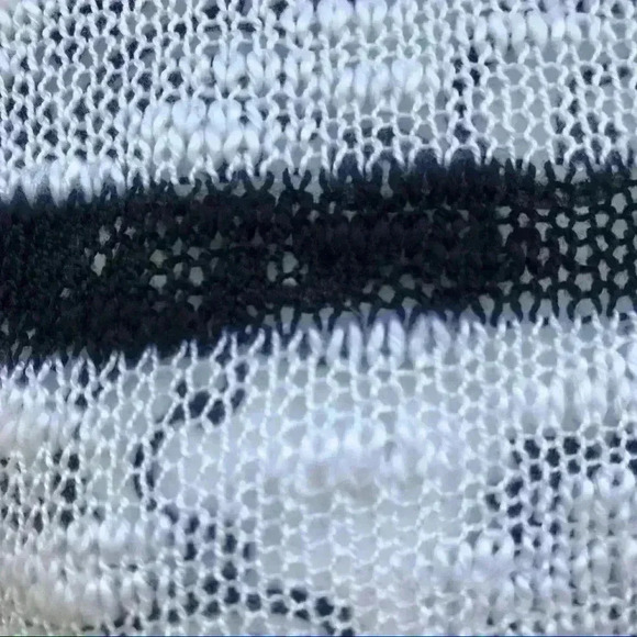 🦋PINK ROSE Crew Neck 3/4 Sleeve Striped Sweater - Picture 5 of 8